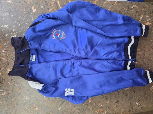 Suéter Colegio Diocesano Bosco