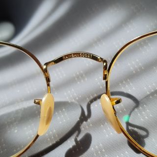 Gafas Ray-Ban redondas, doradas