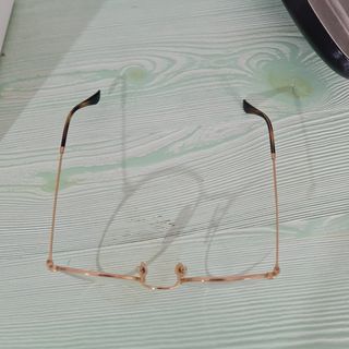 Gafas Ray-Ban redondas, doradas