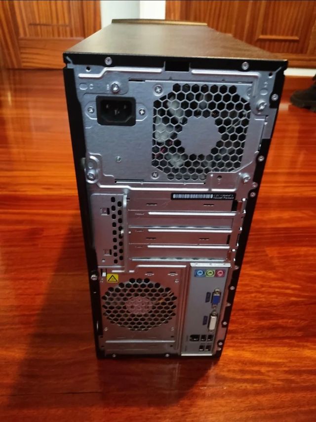 Ordenador HP sobremesa i5-4GB RAM