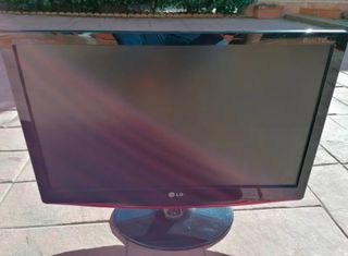 Monitor TV LG da 22" 