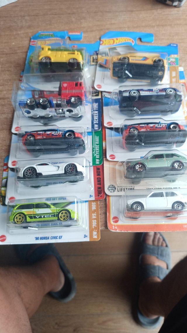 Hot wheels la unidad