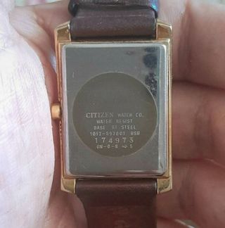 Reloj Citizen dorado