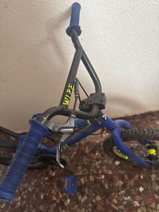 BMX azul - bici niño con solo freno trasero