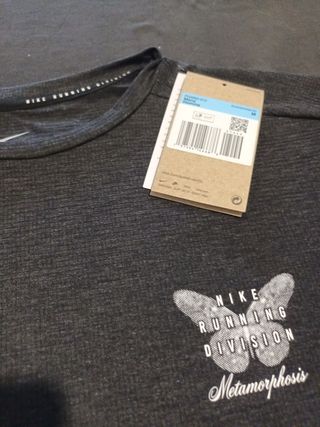 Camiseta Nike Running Division Talla M hombre 