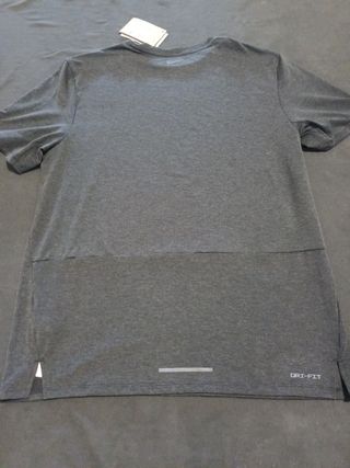 Camiseta Nike Running Division Talla M hombre 