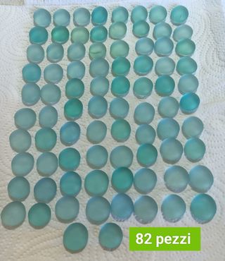 sassolini di vetro decorativi blu e verde acqua