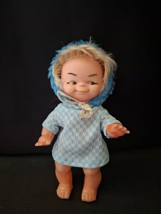 MUÑECA VINTAGE AÑOS 60. 
