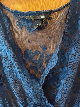 Top de tull de H&M azul azufre
