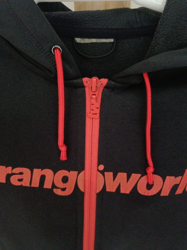 Sudadera Trangoworld negra