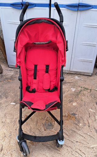 Silla paseo niño Safety roja, con capota para lluv