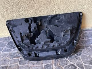 Emblema frontal Peugeot 207
