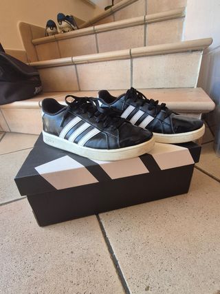 Adidas Bambino - Scarpe Nere e bianche