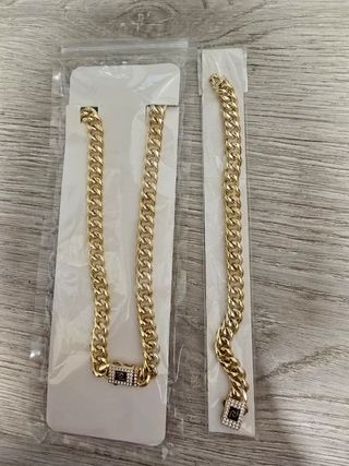 Cadena y Pulsera Doradas