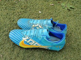 Botas futbol Nike Mercurial