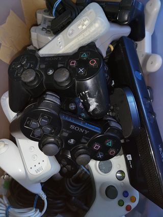 10 Controller PlayStation usati