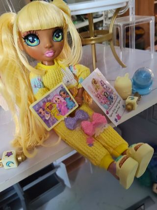Casa Muñecas Rainbow High + 6 muñecas