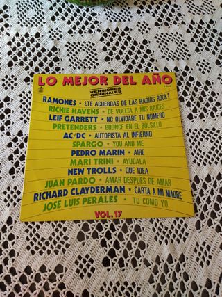 LP Lo mejor del año Vol. 17
