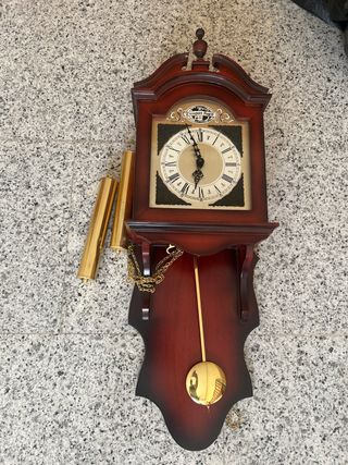 Reloj Pared antiguo de madera
