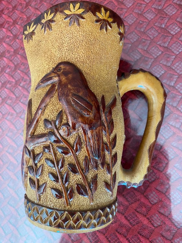 jarrón de madera para decoración