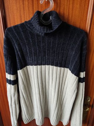 Jersey cuello vuelto beige-negro