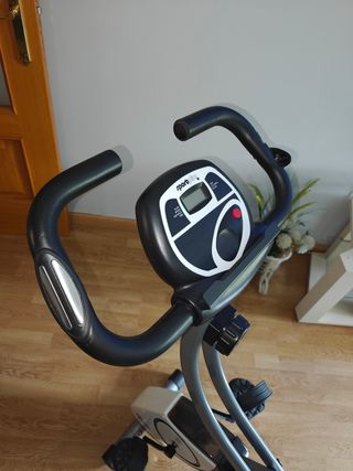 Bicicleta estática plegable