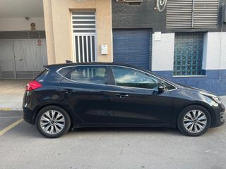 KIA Ceed 2017 73.000km precio negociable