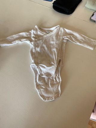 Body bebé beige-blanco manga larga
