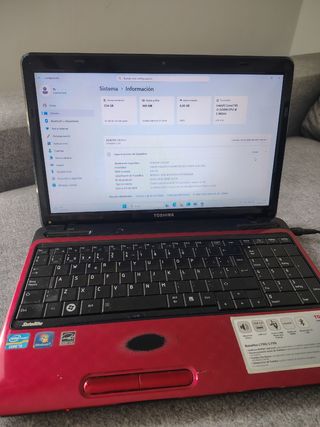 Portátil Toshiba L750/L755 rojo