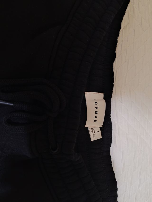 Shorts deportivos negros