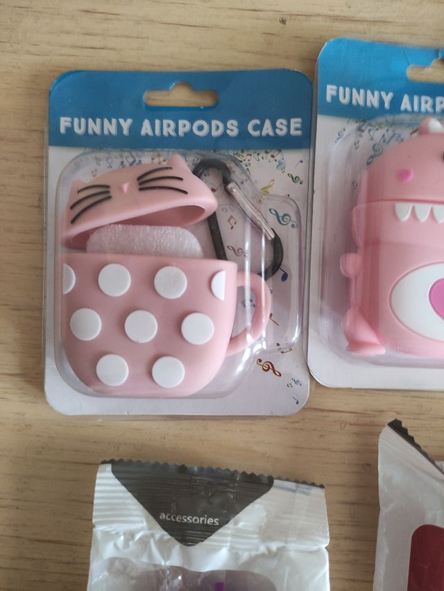 70 Fundas Airpods - Pink & Rojo