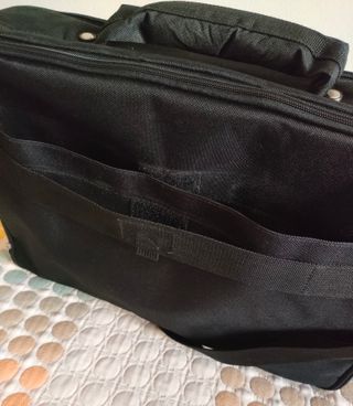 t Maletín INVES negro para portátil y otros