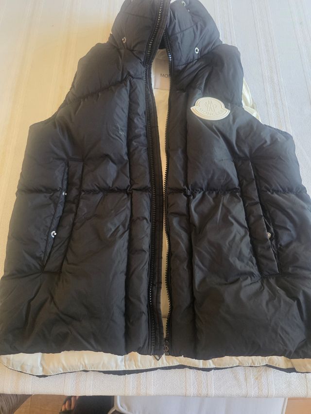 Chaleco Moncler negro - Talla M pluma
