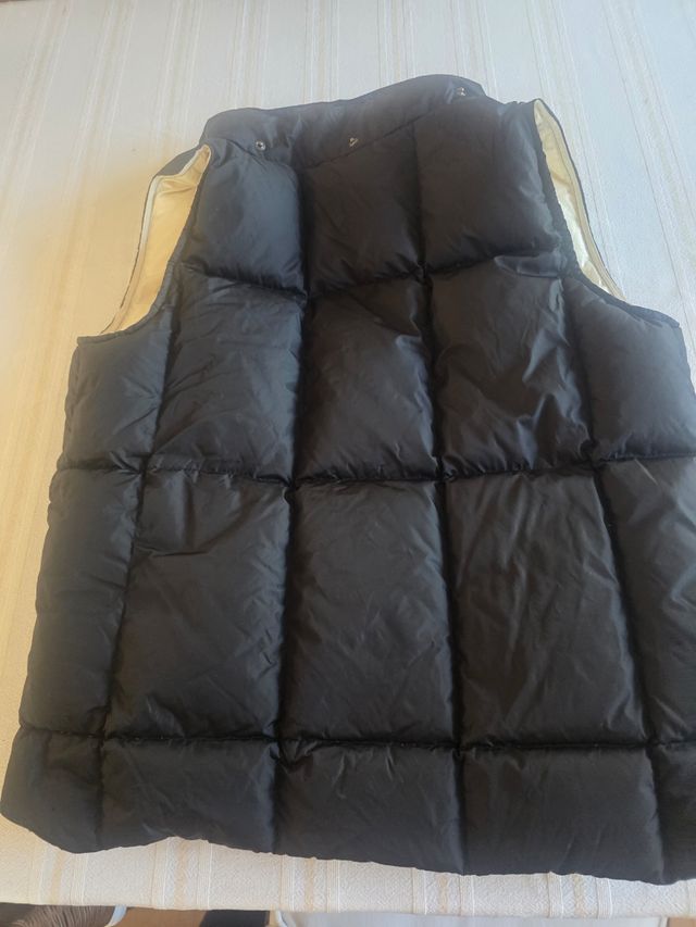 Chaleco Moncler negro - Talla M pluma