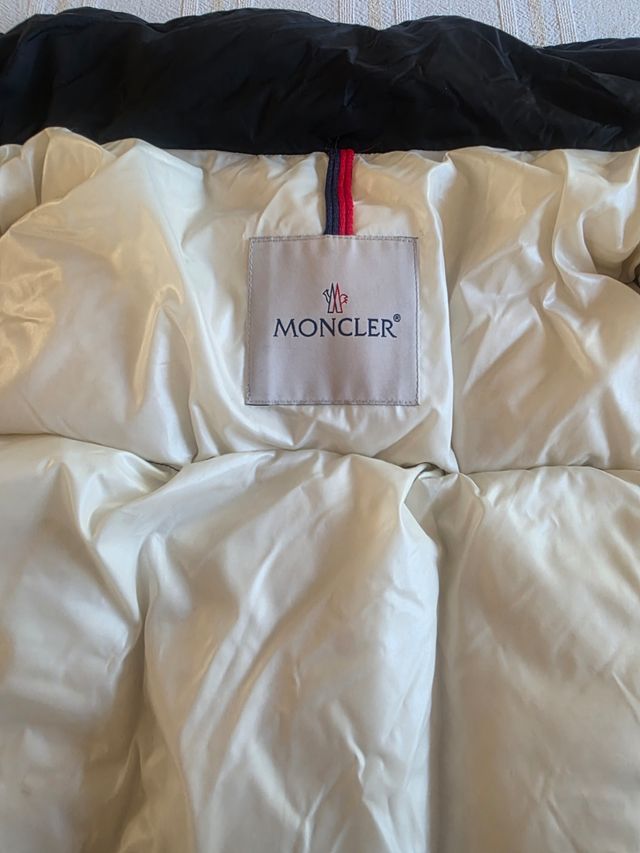 Chaleco Moncler negro - Talla M pluma