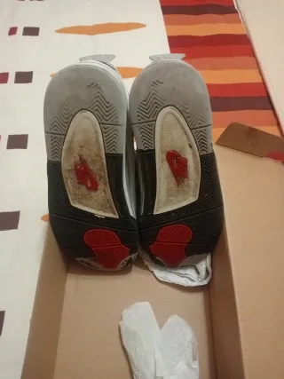 Air Jordan 4 Retro - 42