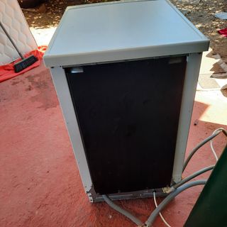 Lavavajillas BECKEN compacto