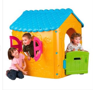 Casita infantil exterior Feber