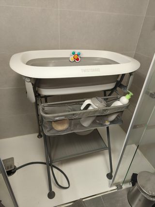Bañera bebé Twistshake + soporte