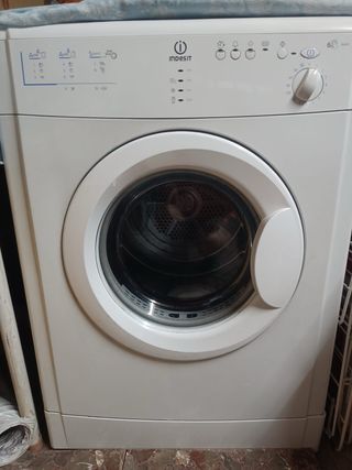 Secadora Indesit 