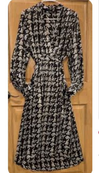 Vestido blanco y negro Zara