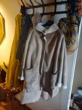 Chaquetón Purificación García beige