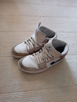 Air Jordan 1 Mid - 41 Beige/Blanco