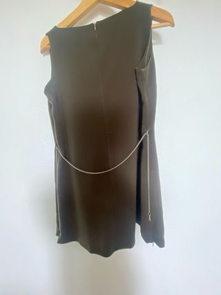 Vestido corto verde - Cinturón plata