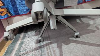 Silla oficina beige y gris