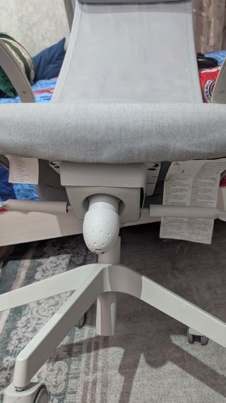 Silla oficina beige y gris