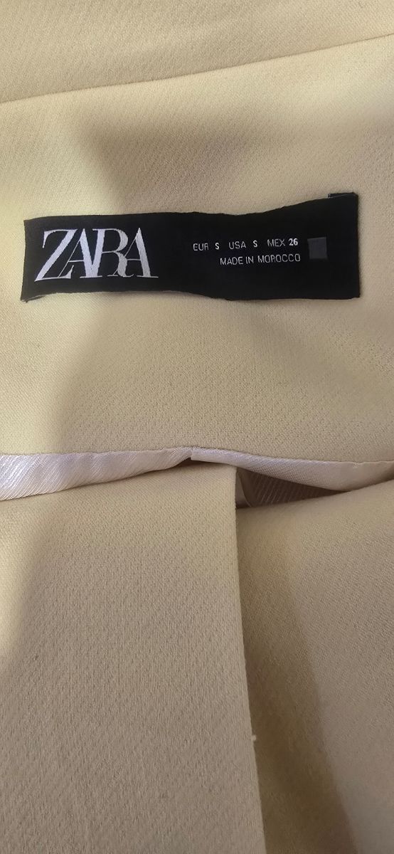 Traje Zara mujer - Amarillo