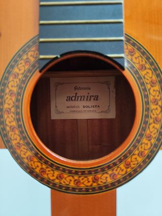 GUITARRA ESPAÑOLA ADMIRA SOLISTA