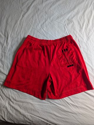 Shorts Adidas rojos