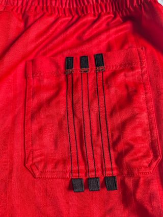 Shorts Adidas rojos